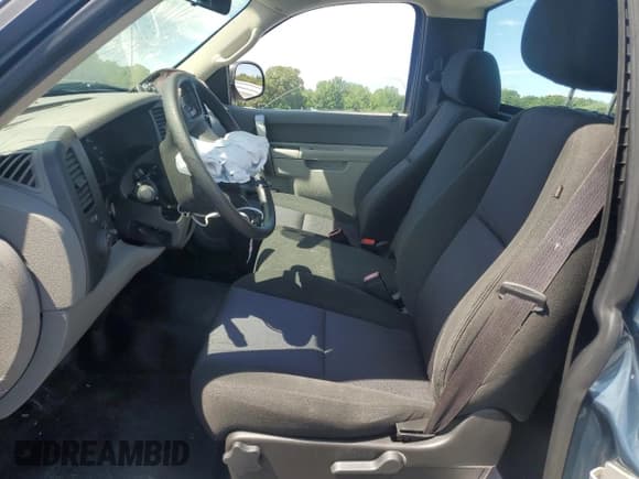 ✅ 2011 Chevrolet Silverado 1500 Work Truck • VIN: 1GCNCPEX0BZ461791 • Lot: 70299374. Listed on Copart with 39,343 mi. Free auction sales archive from the USA and detailed vehicle history report at DreamBid. Image 7.