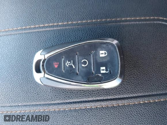 ✅ 2021 Chevrolet Traverse LT Cloth • VIN: 1GNERGKW8MJ162827 • Lot: 42862301. Listed on IAAI with 73,724 mi. Free auction sales archive from the USA and detailed vehicle history report at DreamBid. Image 11.