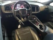 ✅ 2019 Dodge Challenger SXT • VIN: 2C3CDZAG4KH619947 • Lot: 48057494. Wystawiony na Copart z przebiegiem 32 312 mil. Bezpłatny archiwum sprzedaży aukcyjnych z USA i szczegółowy raport historii pojazdu na DreamBid. Zdjęcie 8.