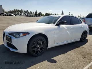✅ 2021 Alfa Romeo Giulia • VIN: ZARFAMAN9M7643717 • Lot: 85350075. Listed on Copart with 43,719 mi. Free auction sales archive from the USA and detailed vehicle history report at DreamBid. Image 1.