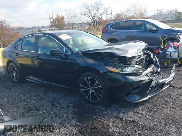 ✅ 2018 Toyota Camry SE • VIN: 4T1B11HK8JU669592 • Lot: 43686976. Wystawiony na IAAI z przebiegiem 110 805 mil. Bezpłatny archiwum sprzedaży aukcyjnych z USA i szczegółowy raport historii pojazdu na DreamBid. Zdjęcie 13.