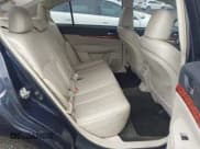 ✅ 2012 Subaru Legacy Limited • VIN: 4S3BMBK64C3029997 • Lot: 43887057. Wystawiony na IAAI z przebiegiem 230 719 mil. Bezpłatny archiwum sprzedaży aukcyjnych z USA i szczegółowy raport historii pojazdu na DreamBid. Zdjęcie 8.