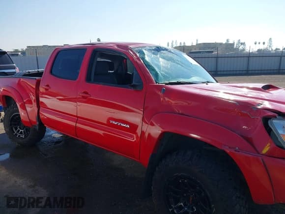 ✅ 2008 Toyota Tacoma PreRunner • VIN: 5TEKU72N98Z511765 • Lot: 43560318. Wystawiony na IAAI z przebiegiem 166 084 mil. Bezpłatny archiwum sprzedaży aukcyjnych z USA i szczegółowy raport historii pojazdu na DreamBid. Zdjęcie 14.