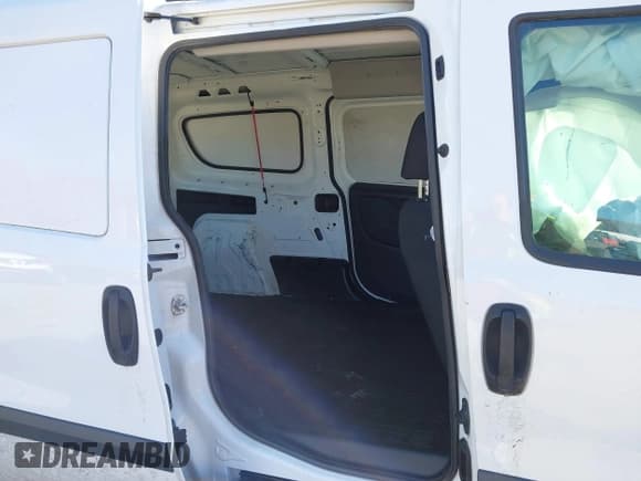 ✅ 2018 Ram ProMaster City Cargo Tradesman • VIN: ZFBERFAB5J6H75641 • Лот: 43499575. Опубликован ранее на IAAI с пробегом 132 877 миль. Бесплатный доступ к архиву аукционных продаж из США и подробный отчёт об истории автомобиля на DreamBid. Изображение 8.