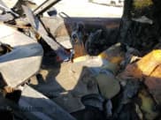 ✅ 2014 Dodge Challenger SXT • VIN: 2C3CDYAG9EH256205 • Lot: 72760154. Wystawiony na Copart z przebiegiem Nie podano. Bezpłatny archiwum sprzedaży aukcyjnych z USA i szczegółowy raport historii pojazdu na DreamBid. Zdjęcie 7.