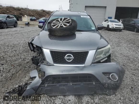 ✅ 2015 Nissan Pathfinder SV • VIN: 5N1AR2MN5FC719792 • Lot: 49273625. Wystawiony na Copart z przebiegiem 140 251 mil. Bezpłatny archiwum sprzedaży aukcyjnych z USA i szczegółowy raport historii pojazdu na DreamBid. Zdjęcie 5.
