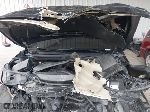 ✅ 2020 Jeep Grand Cherokee Limited X • VIN: 1C4RJFBG0LC231419 • Lot: 41568627. Listed on IAAI with 122,594 mi. Free auction sales archive from the USA and detailed vehicle history report at DreamBid. Image 10.