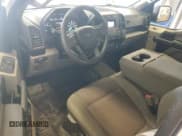 ✅ 2019 Ford F-150 XL • VIN: 1FTEX1C57KKD18817 • Lot: 62225315. Wystawiony na Copart z przebiegiem 72 321 mil. Bezpłatny archiwum sprzedaży aukcyjnych z USA i szczegółowy raport historii pojazdu na DreamBid. Zdjęcie 8.