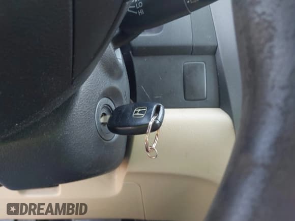 ✅ 2011 Honda CR-V LX • VIN: 5J6RE3H35BL008650 • Лот: 43255280. Опубликован ранее на IAAI с пробегом 203 713 миль. Бесплатный доступ к архиву аукционных продаж из США и подробный отчёт об истории автомобиля на DreamBid. Изображение 11.