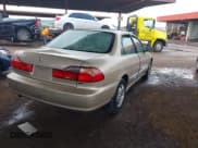 ✅ 2000 Honda Accord EX • VIN: 1HGCG1655YA028823 • Lot: 43741498. Listed on IAAI with 224,035 mi. Free auction sales archive from the USA and detailed vehicle history report at DreamBid. Image 4.