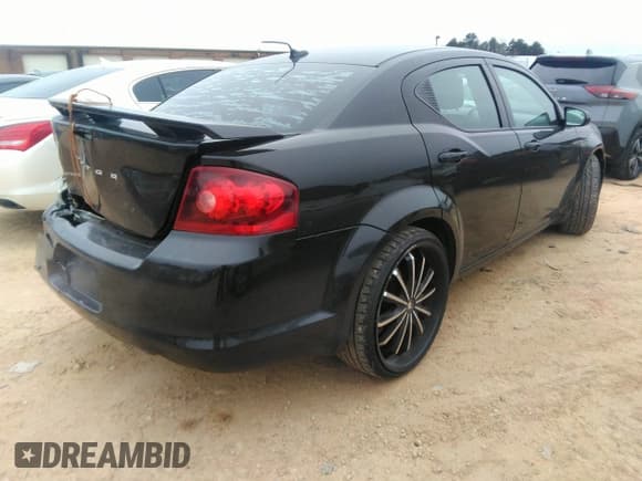 ✅ 2013 Dodge Avenger SE V6 • VIN: 1C3CDZAG4DN504856 • Lot: 41258564. Wystawiony na IAAI z przebiegiem 183 403 mil. Bezpłatny archiwum sprzedaży aukcyjnych z USA i szczegółowy raport historii pojazdu na DreamBid. Zdjęcie 4.