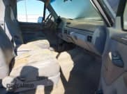 ✅ 1994 Ford Bronco • VIN: 1FMEU15H4RLA53595 • Лот: 43717760. Опубликован ранее на IAAI с пробегом 161 408 миль. Бесплатный доступ к архиву аукционных продаж из США и подробный отчёт об истории автомобиля на DreamBid. Изображение 5.