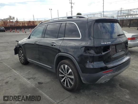 ✅ 2022 Mercedes-Benz GLB 250 • VIN: W1N4M4GB2NW249286 • Лот: 92956545. Опубликован ранее на Copart с пробегом 38 808 миль. Бесплатный доступ к архиву аукционных продаж из США и подробный отчёт об истории автомобиля на DreamBid. Изображение 2.