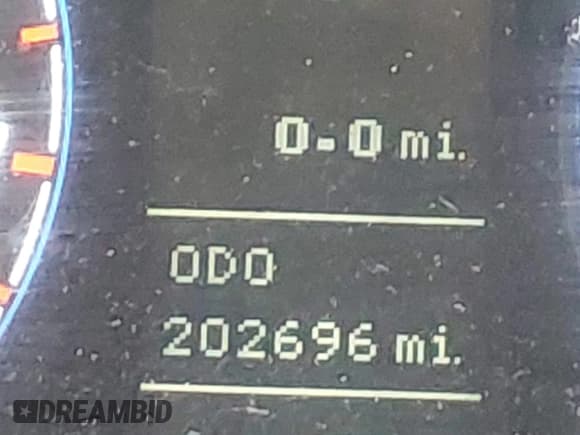 ✅ 2009 Hyundai Azera Limited • VIN: KMHFC46F39A370401 • Lot: 42370957. Listed on IAAI with 202,696 mi. Free auction sales archive from the USA and detailed vehicle history report at DreamBid. Image 15.