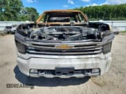 ✅ 2022 Chevrolet Silverado 2500HD High Country • VIN: 1GC4YREY4NF234854 • Лот: 69729215. Опубликован ранее на Copart с пробегом Не указан. Бесплатный доступ к архиву аукционных продаж из США и подробный отчёт об истории автомобиля на DreamBid. Изображение 5.