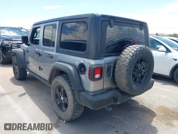 ✅ 2020 Jeep Wrangler Unlimited Sport S • VIN: 1C4HJXDN5LW256778 • Лот: 42866968. Опубликован ранее на IAAI с пробегом 49 060 миль. Бесплатный доступ к архиву аукционных продаж из США и подробный отчёт об истории автомобиля на DreamBid. Изображение 3.