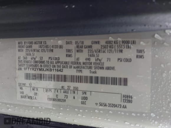 ✅ 2018 Ford Transit • VIN: 1FTYR2YMXJKB11642 • Lot: 42235879. Wystawiony na IAAI z przebiegiem 149 561 mil. Bezpłatny archiwum sprzedaży aukcyjnych z USA i szczegółowy raport historii pojazdu na DreamBid. Zdjęcie 9.