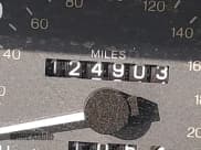 ✅ 1998 Cadillac Catera • VIN: W06VR52R0WR019027 • Lot: 42021502. Listed on IAAI with 124,903 mi. Free auction sales archive from the USA and detailed vehicle history report at DreamBid. Image 7.