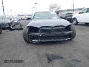 ✅ 2022 BMW 3 Series 330i • VIN: 3MW5R1J01N8C33802 • Lot: 41856666. Listed on IAAI with 41,095 mi. Free auction sales archive from the USA and detailed vehicle history report at DreamBid. Image 6.