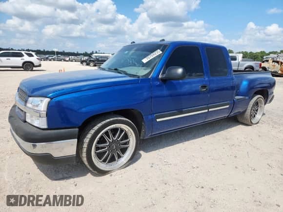 2004 Chevrolet Silverado 1500 with VIN 1GCEC19TX4Z203835, listed as a Copart auction lot 70704235 with 92,390 mi miles and Clean title. Bid and sale history available at DreamBid. Image 1.