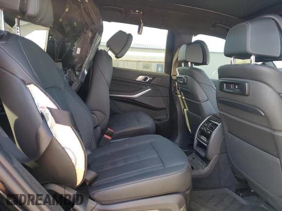 ✅ 2022 BMW X7 xDrive40i • VIN: 5UXCW2C02N9M89814 • Lot: 54843315. Listed on Copart with Not provided. Free auction sales archive from the USA and detailed vehicle history report at DreamBid. Image 11.