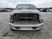 2017 Ram 1500 Express z VIN 3C6JR7AT7HG660448, wystawiony jako Copart lot #53451514 z przebiegiem 115 644 mil mil oraz Szkoda całkowita • Salvage title. Historia ofert i sprzedaży dostępna na DreamBid. Obrazek 5.