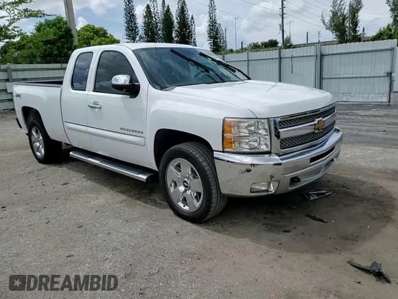 ✅ 2013 Chevrolet Silverado 1500 LT • VIN: 1GCRKSE75DZ268451 • Lot: 64469344. Listed on Copart with 191,719 mi. Free auction sales archive from the USA and detailed vehicle history report at DreamBid. Image 11.