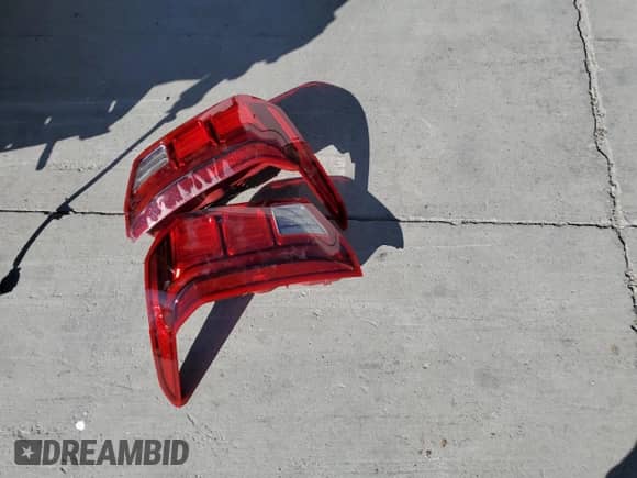 2023 Hyundai Palisade SEL z VIN KM8R4DGE6PU535580, wystawiony jako Copart lot #69501314 z przebiegiem 43 541 mil mil oraz Szkoda całkowita • Salvage title. Historia ofert i sprzedaży dostępna na DreamBid. Obrazek 13.