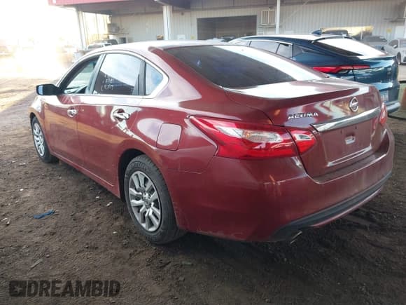 ✅ 2016 Nissan Altima S • VIN: 1N4AL3AP2GN357031 • Lot: 43808479. Listed on IAAI with 136,852 mi. Free auction sales archive from the USA and detailed vehicle history report at DreamBid. Image 3.