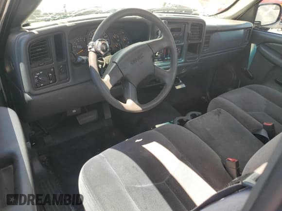 ✅ 2006 GMC Sierra 1500 Work Truck • VIN: 3GTEC14V76G173852 • Лот: 63993835. Опубликован ранее на Copart с пробегом 228 679 миль. Бесплатный доступ к архиву аукционных продаж из США и подробный отчёт об истории автомобиля на DreamBid. Изображение 8.