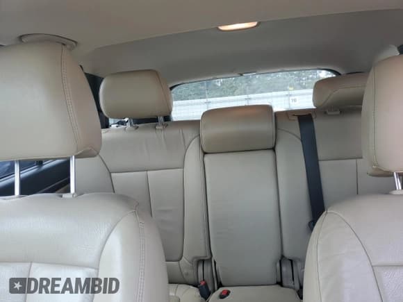 ✅ 2011 Hyundai Santa Fe Limited • VIN: 5XYZK4AG9BG038442 • Lot: 67891644. Listed on Copart with 136,799 mi. Free auction sales archive from the USA and detailed vehicle history report at DreamBid. Image 10.