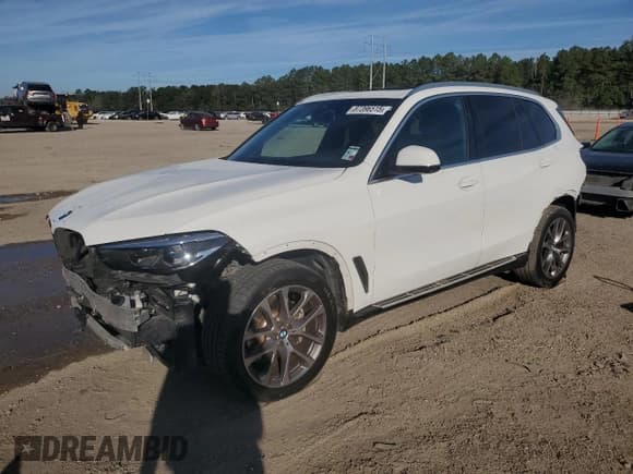✅ 2023 BMW X5 sDrive40i • VIN: 5UXCR4C06P9P10532 • Lot: 87396515. Listed on Copart with 61,175 mi. Free auction sales archive from the USA and detailed vehicle history report at DreamBid. Image 1.