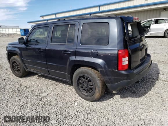 ✅ 2014 Jeep Patriot Sport • VIN: 1C4NJPBB0ED726466 • Lot: 42163543. Listed on Copart with 137,464 mi. Free auction sales archive from the USA and detailed vehicle history report at DreamBid. Image 2.