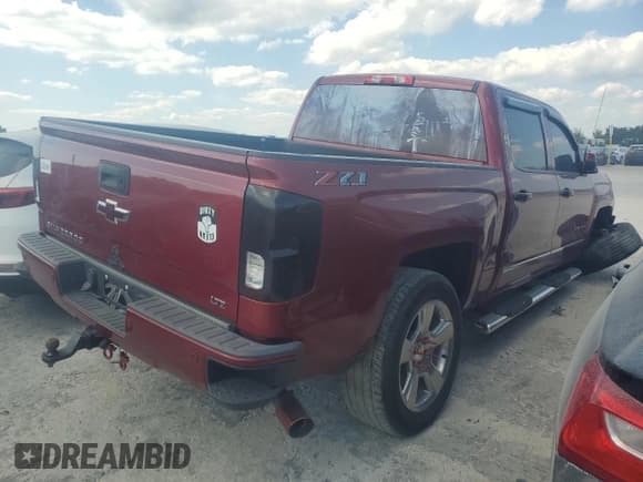 ✅ 2018 Chevrolet Silverado 1500 LTZ • VIN: 3GCUKSECXJG241944 • Lot: 67420415. Wystawiony na Copart z przebiegiem 61 974 mil. Bezpłatny archiwum sprzedaży aukcyjnych z USA i szczegółowy raport historii pojazdu na DreamBid. Zdjęcie 3.