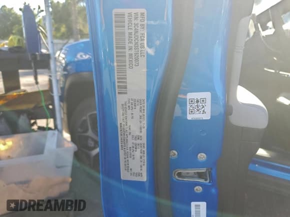 ✅ 2025 Jeep Compass Limited • VIN: 3C4NJDCN3ST620073 • Lot: 94404125. Listed on Copart with 6,152 mi. Free auction sales archive from the USA and detailed vehicle history report at DreamBid. Image 13.