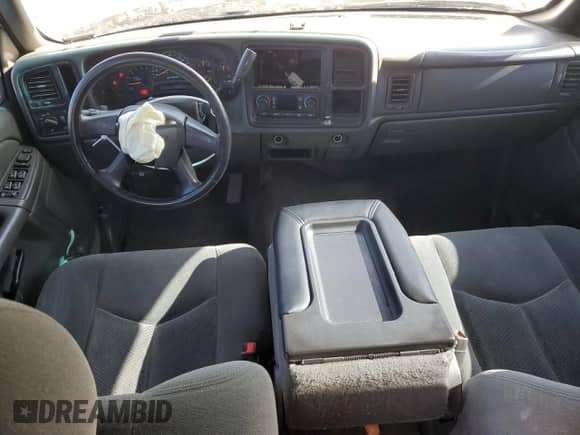 ✅ 2004 Chevrolet Silverado 1500 LS • VIN: 2GCEC13T841325739 • Лот: 62288135. Опубликован ранее на Copart с пробегом 260 166 миль. Бесплатный доступ к архиву аукционных продаж из США и подробный отчёт об истории автомобиля на DreamBid. Изображение 8.