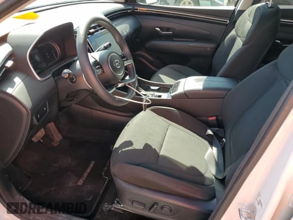 ✅ 2022 Hyundai Tucson Preferred • VIN: KM8JBCAE4NU033475 • Lot: 72278164. Wystawiony na Copart z przebiegiem 41 078 mil. Bezpłatny archiwum sprzedaży aukcyjnych z USA i szczegółowy raport historii pojazdu na DreamBid. Zdjęcie 7.