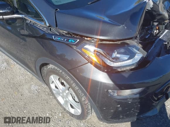 ✅ 2020 Chevrolet Bolt EV LT • VIN: 1G1FY6S09L4119822 • Lot: 43481763. Wystawiony na IAAI z przebiegiem 47 408 mil. Bezpłatny archiwum sprzedaży aukcyjnych z USA i szczegółowy raport historii pojazdu na DreamBid. Zdjęcie 19.