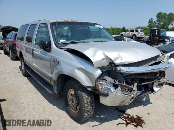 ✅ 2005 Ford Excursion Special Serv • VIN: 1FMNU41S05EB52822 • Лот: 66126504. Опубликован ранее на Copart с пробегом 200 964 миль. Бесплатный доступ к архиву аукционных продаж из США и подробный отчёт об истории автомобиля на DreamBid. Изображение 4.