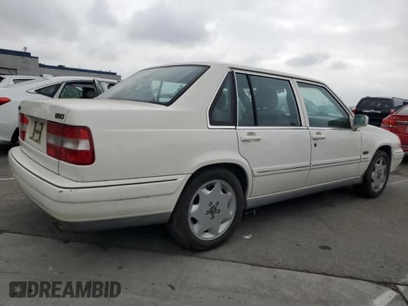 ✅ 1996 Volvo 960 • VIN: YV1KS9606T1089158 • Lot: 84606375. Listed on Copart with 103,197 mi. Free auction sales archive from the USA and detailed vehicle history report at DreamBid. Image 3.