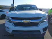 ✅ 2019 Chevrolet Colorado 2WD Work Truck • VIN: 1GCGSBEA1K1115077 • Lot: 41653601. Wystawiony na IAAI z przebiegiem 92 537 mil. Bezpłatny archiwum sprzedaży aukcyjnych z USA i szczegółowy raport historii pojazdu na DreamBid. Zdjęcie 12.