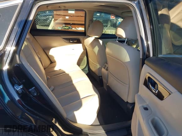 ✅ 2015 Nissan Altima SL • VIN: 1N4BL3AP7FC117195 • Лот: 43614184. Опубликован ранее на IAAI с пробегом 37 763 миль. Бесплатный доступ к архиву аукционных продаж из США и подробный отчёт об истории автомобиля на DreamBid. Изображение 8.