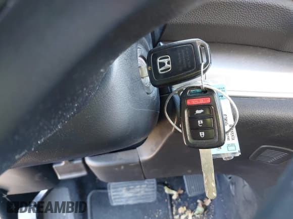 ✅ 2015 Honda CR-V LX • VIN: 2HKRM4H30FH616276 • Lot: 43620129. Listed on IAAI with 104,671 mi. Free auction sales archive from the USA and detailed vehicle history report at DreamBid. Image 11.