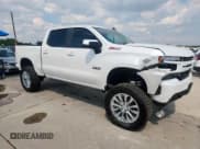 ✅ 2020 Chevrolet Silverado 1500 RST • VIN: 3GCUYEEL0LG183023 • Лот: 70036155. Опубликован ранее на Copart с пробегом 64 717 миль. Бесплатный доступ к архиву аукционных продаж из США и подробный отчёт об истории автомобиля на DreamBid. Изображение 4.