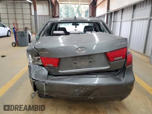 2010 Hyundai Sonata GLS with VIN 5NPET4AC0AH584661, listed as a Copart auction lot 82528305 with 186,922 mi miles and Salvage title. Bid and sale history available at DreamBid. Image 6.