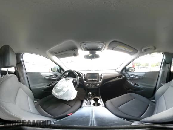 2018 Chevrolet Malibu LT z VIN 1G1ZD5ST3JF175821, wystawiony jako IAAI lot #43226436 z przebiegiem 167 996 mil mil oraz . Historia ofert i sprzedaży dostępna na DreamBid. Obrazek 18.