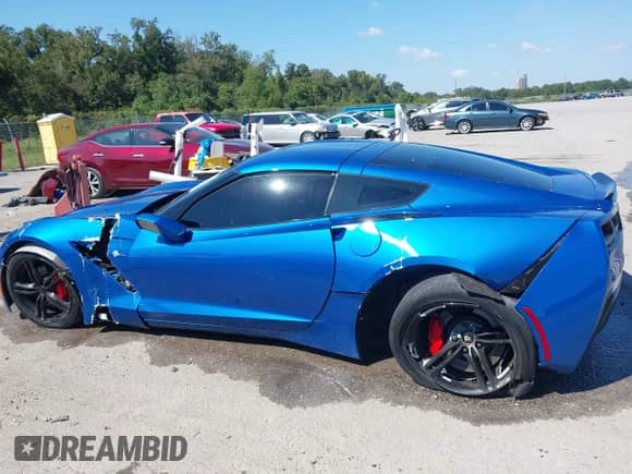 2016 Chevrolet Corvette 1LT с VIN 1G1YB2D7XG5107868, выставлен на аукционе IAAI как лот 43407834 с пробегом 68 771 миль миль и . История ставок и продаж доступна на DreamBid. Изображение 14.