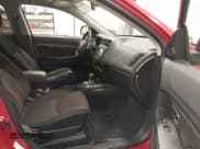 ✅ 2017 Mitsubishi Outlander ES • VIN: JA4AR3AUXHZ034283 • Lot: 43881362. Listed on IAAI with 116,960 mi. Free auction sales archive from the USA and detailed vehicle history report at DreamBid. Image 5.