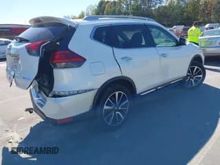 ✅ 2017 Nissan Rogue SV • VIN: 5N1AT2MV8HC737272 • Лот: 43422233. Опубликован ранее на IAAI с пробегом 110 659 миль. Бесплатный доступ к архиву аукционных продаж из США и подробный отчёт об истории автомобиля на DreamBid. Изображение 4.