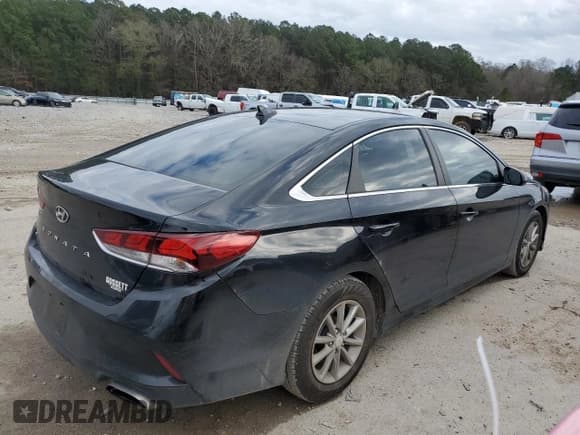✅ 2018 Hyundai Sonata SE • VIN: 5NPE24AF8JH694712 • Lot: 72517632. Listed on Copart with 79,482 mi. Free auction sales archive from the USA and detailed vehicle history report at DreamBid. Image 3.